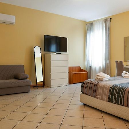 Smart Hotel Феррара Экстерьер фото
