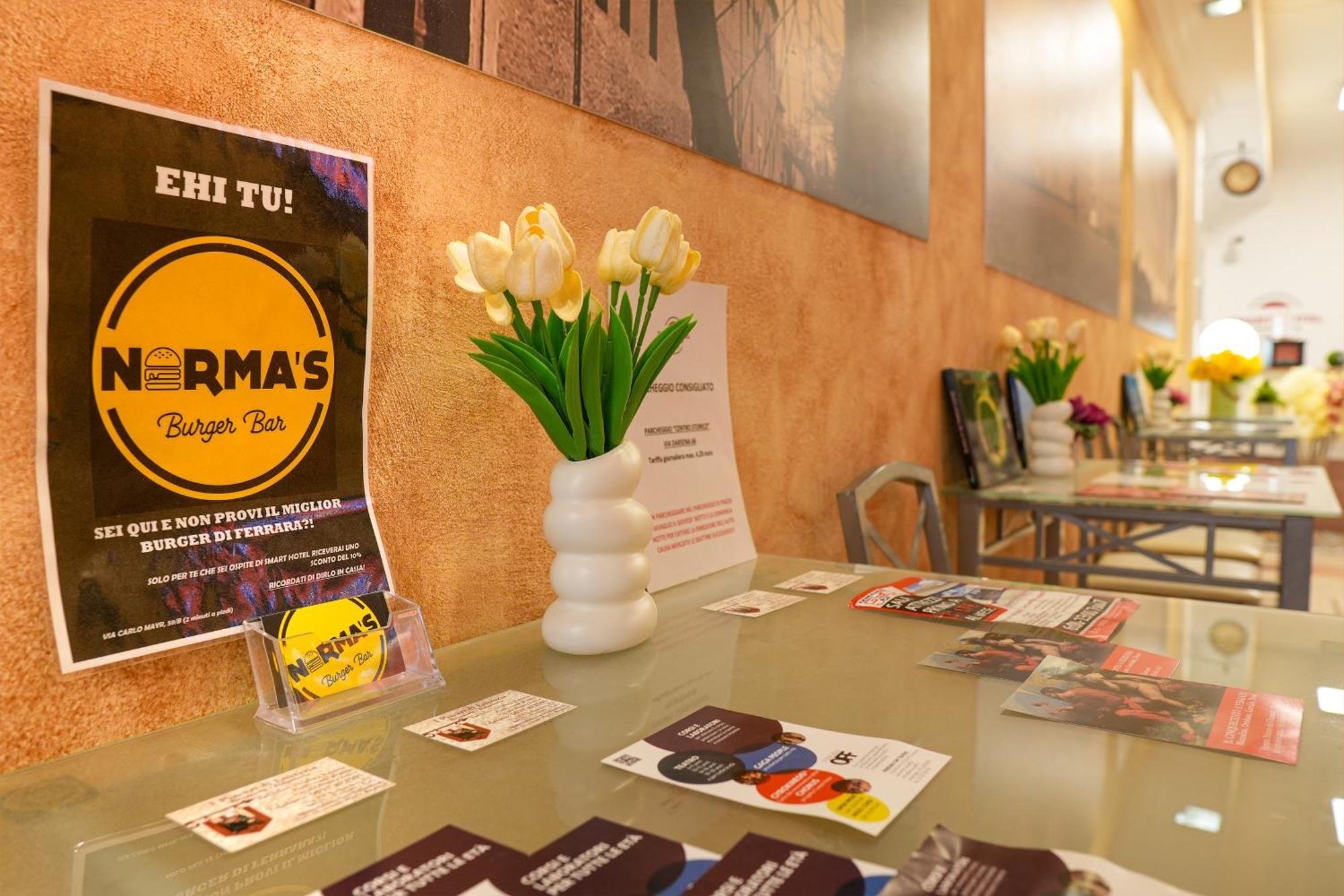 Smart Hotel Феррара Экстерьер фото