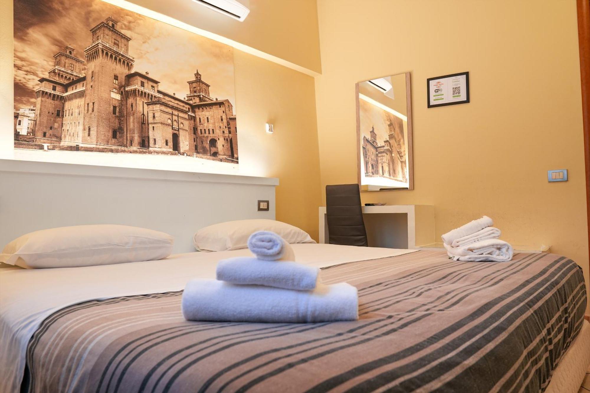 Smart Hotel Феррара Экстерьер фото