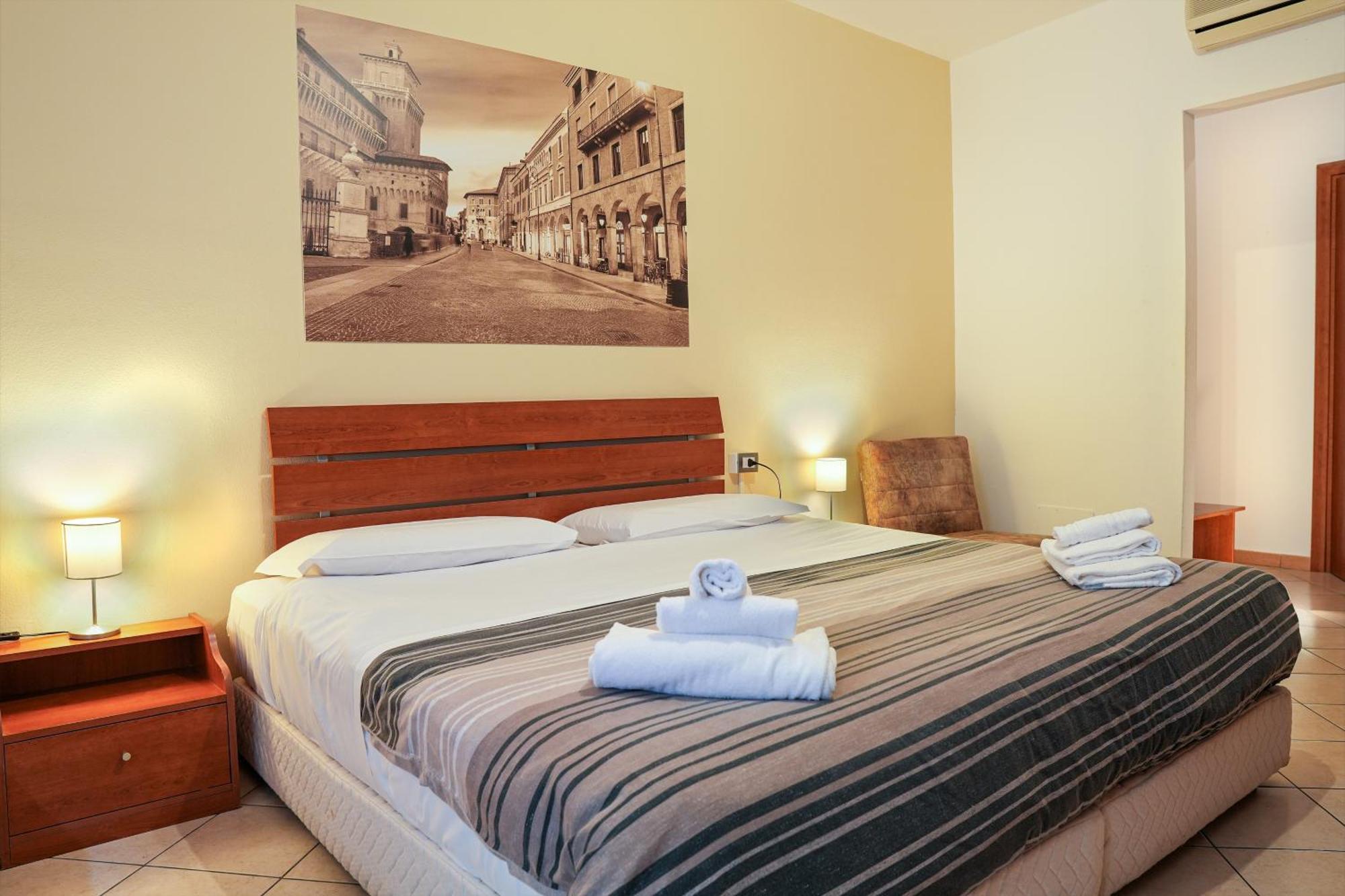 Smart Hotel Феррара Экстерьер фото